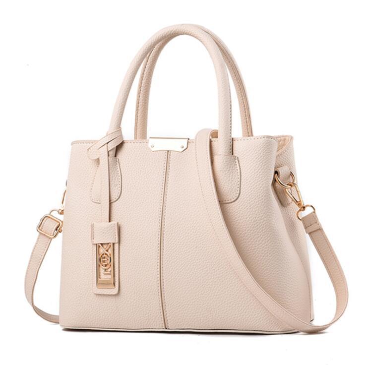 Bolsa-de-Couro-Feminina-de-Ombro-Off-White